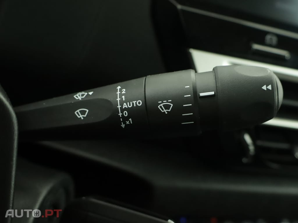 Citroen C4 C4 1.2 PureTech Plus EAT8