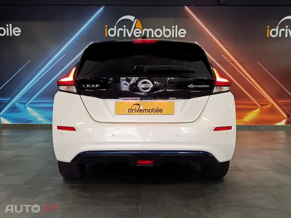 Nissan Leaf N-Connecta Full Led