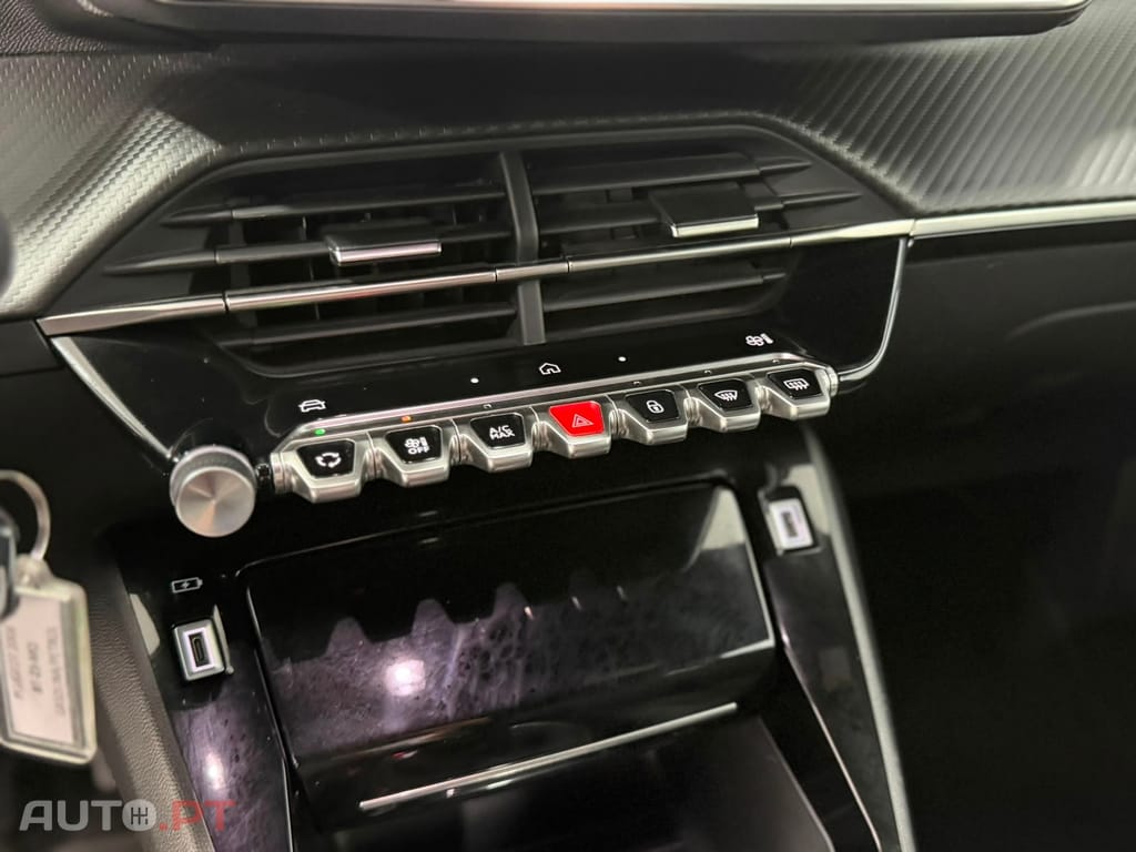 Peugeot 2008 1.2 PureTech Allure