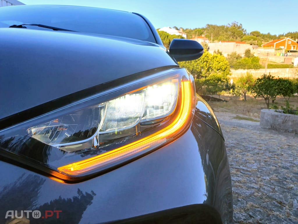 Toyota Yaris 1.5 VVT-i Hybrid Dynamic Force Luxury