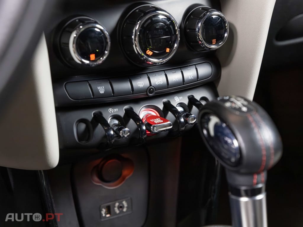 MINI Cooper Cooper S Auto