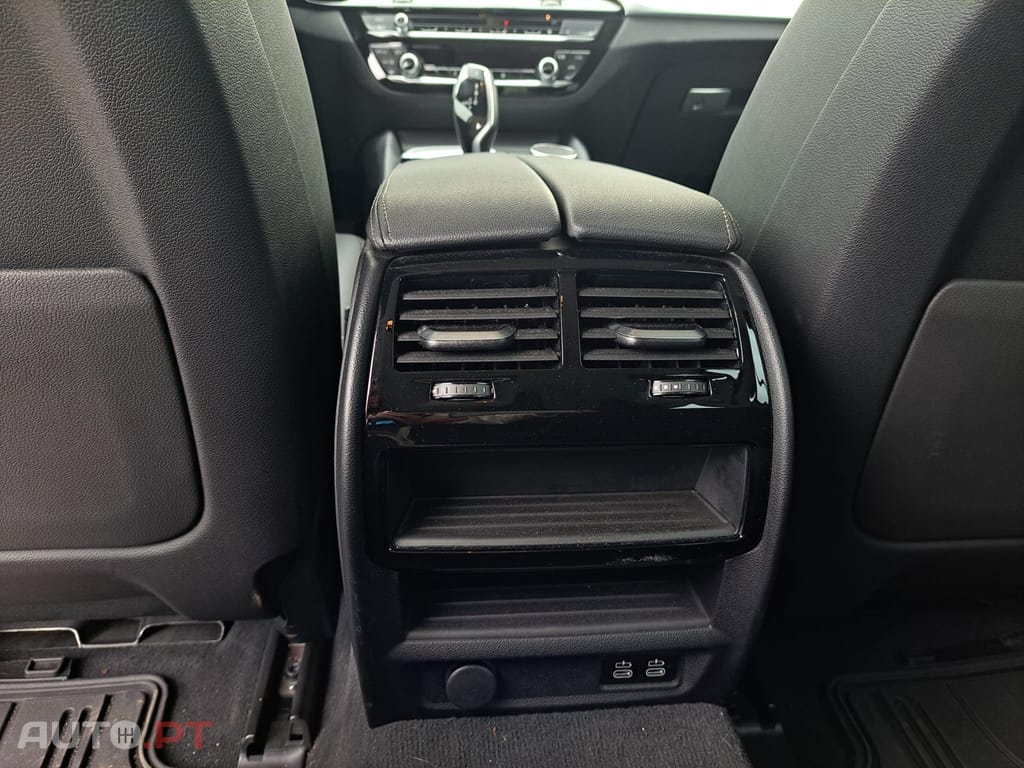 BMW 530 e Pack Desportivo M
