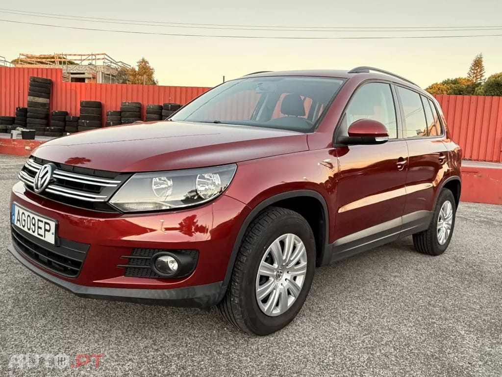 Volkswagen Tiguan 2.0 TSI 4Motion (BlueMotion ) DSG Comfortline — fotografia 27