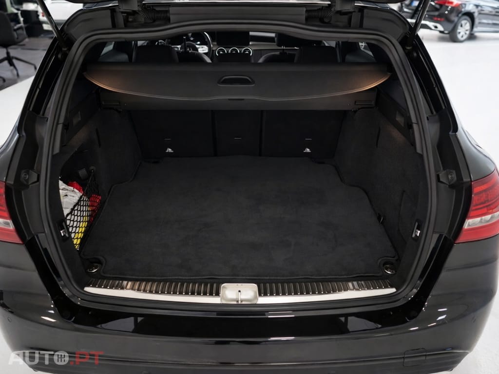 Mercedes-Benz C 220 d Station 9G-TRONIC Night Edition