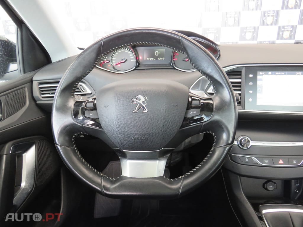 Peugeot 308 1.6 HDI Panorâmico