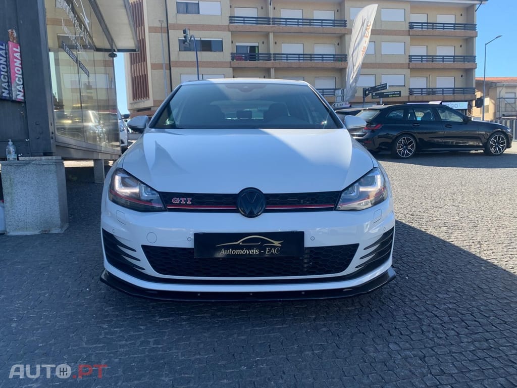 Volkswagen Golf 2.0 TSi GTi DSG Performance