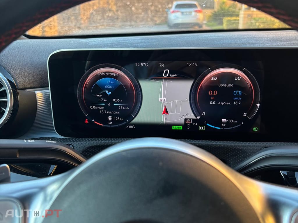 Mercedes-Benz 250 A250e Limousine