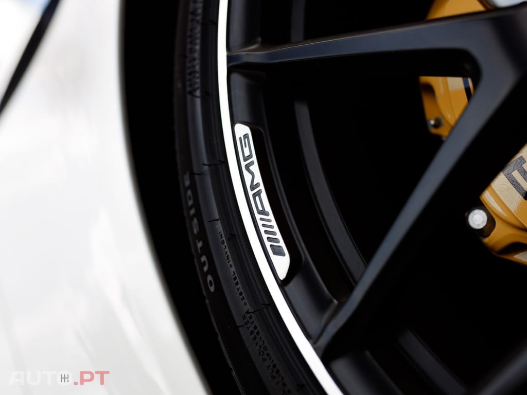 Mercedes-Benz AMG GT 63 s 4MATIC +