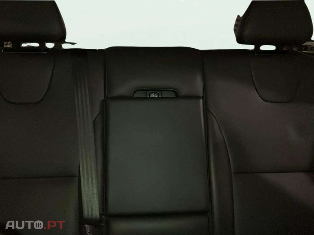 Volvo XC60 2.0 D4 Momentum Plus Geartronic