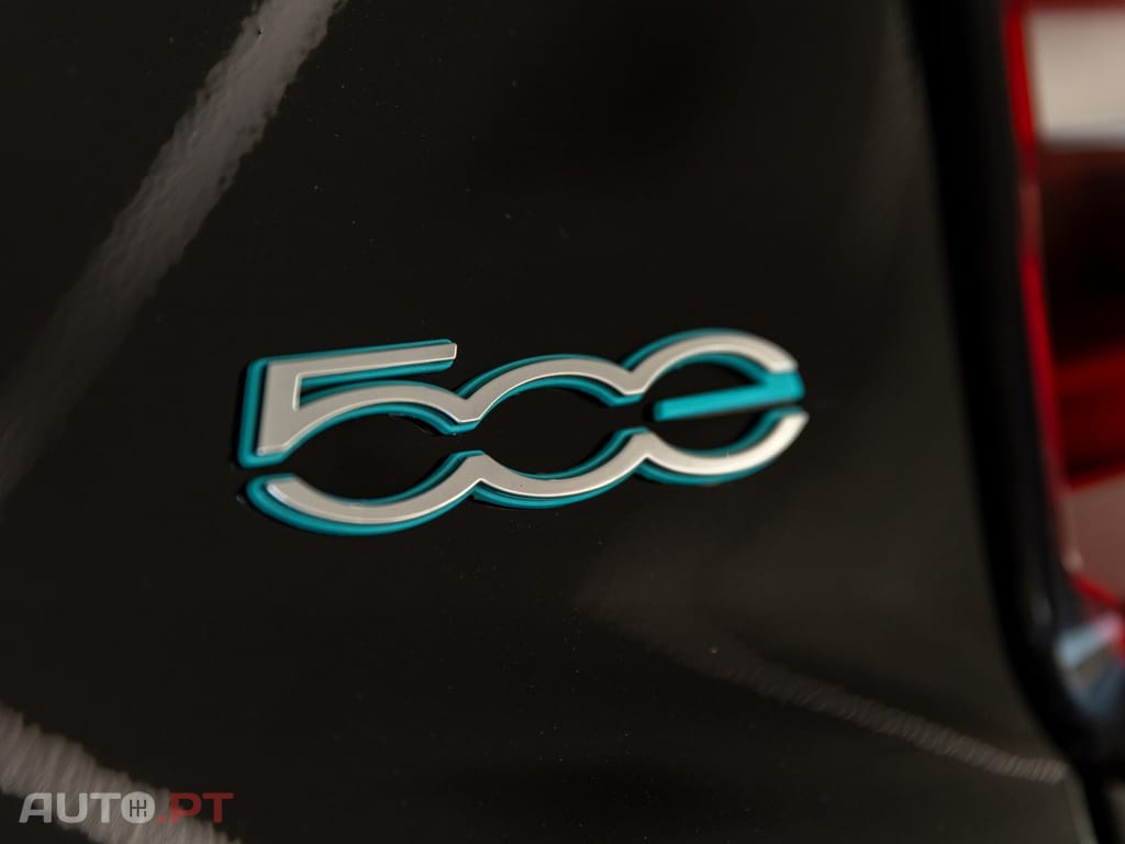 Fiat 500e 3+1 42 kWh