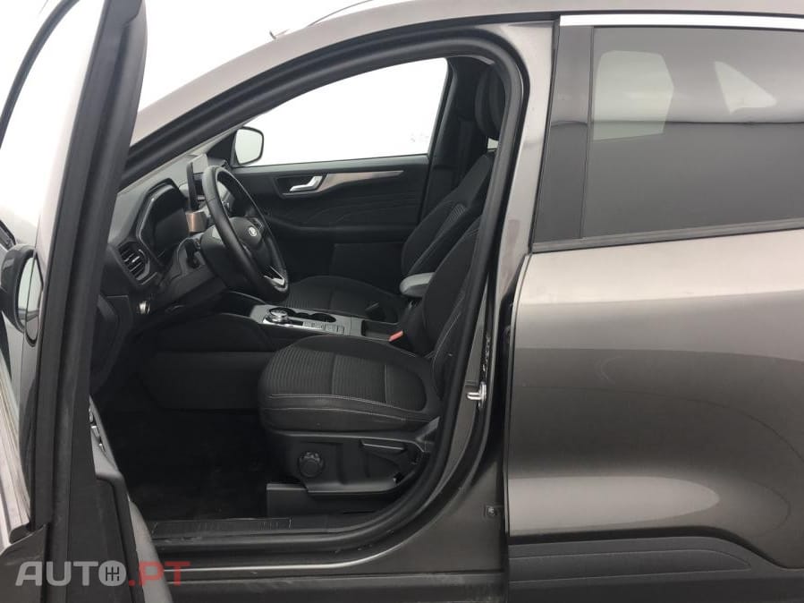 Ford Kuga 2.5 FHEV Powershift Titanium