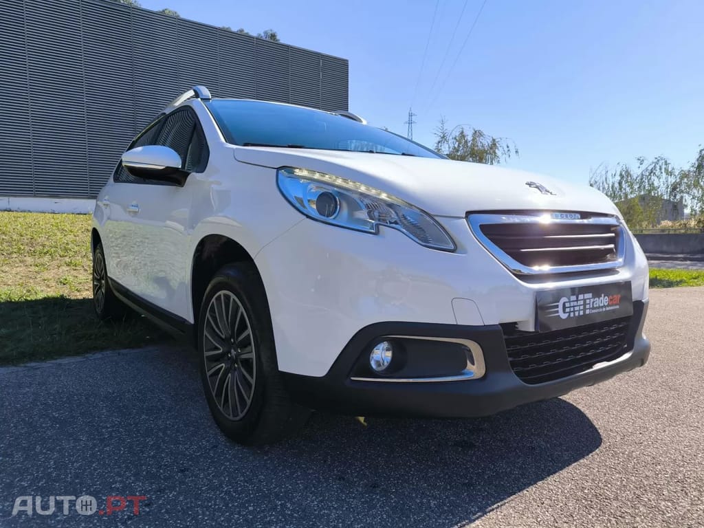 Peugeot 2008 1.2 VTi Active