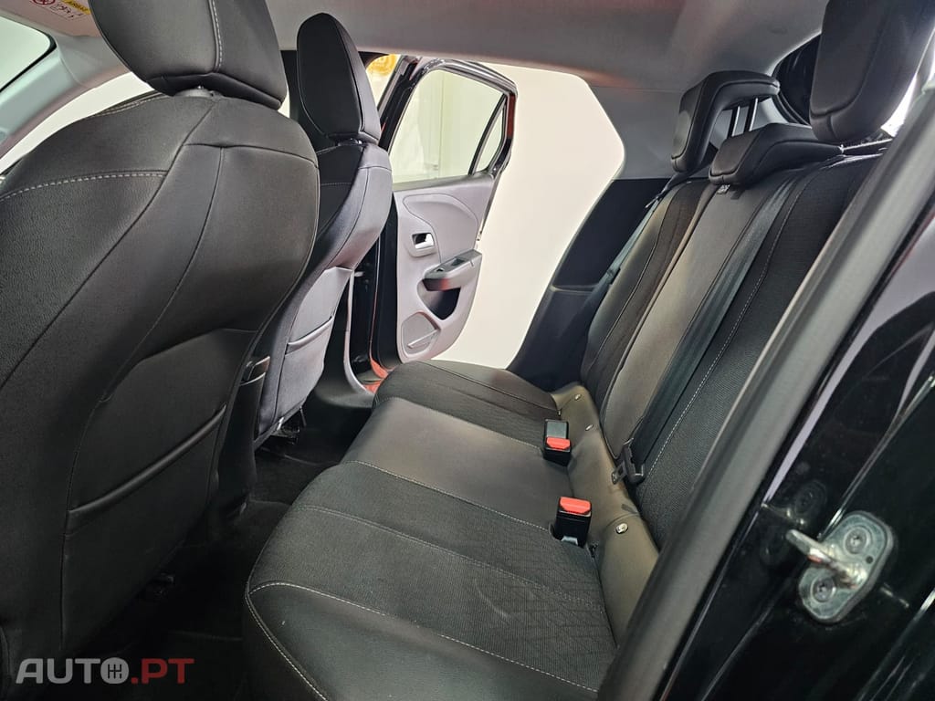 Opel Corsa 1.2 T Business Edition