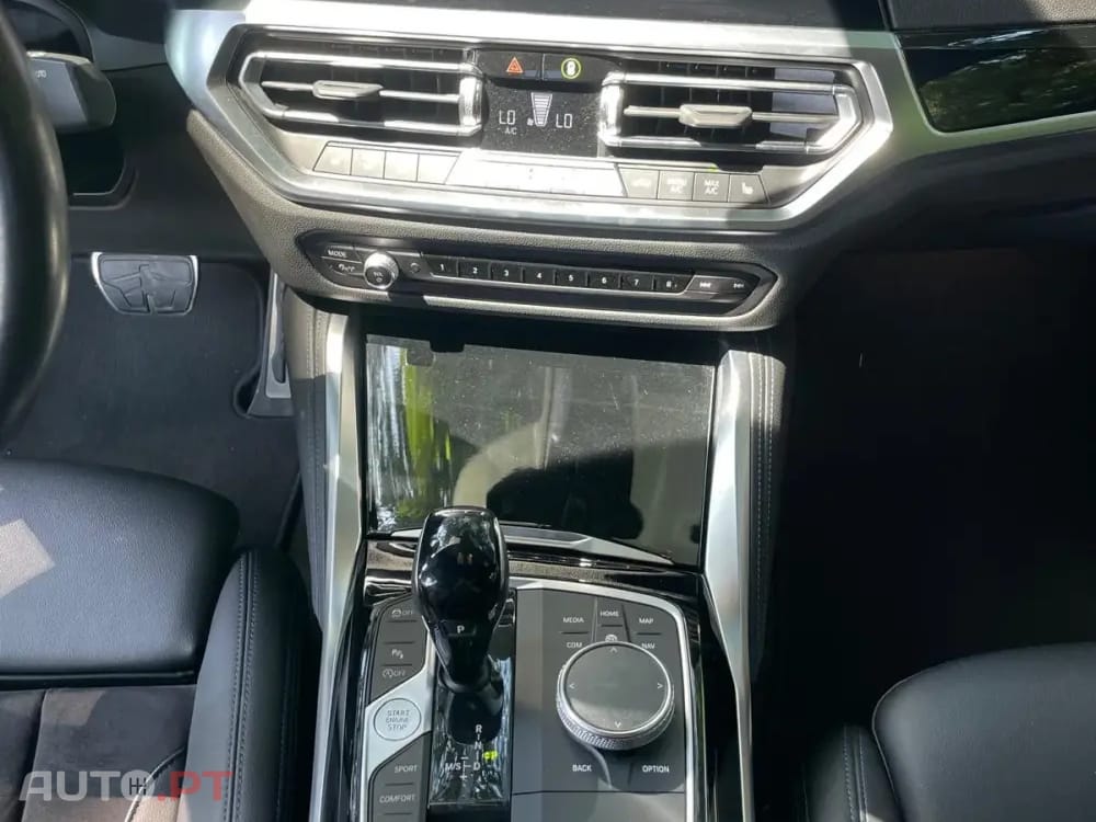 BMW 220 i Coupe Pack M Auto