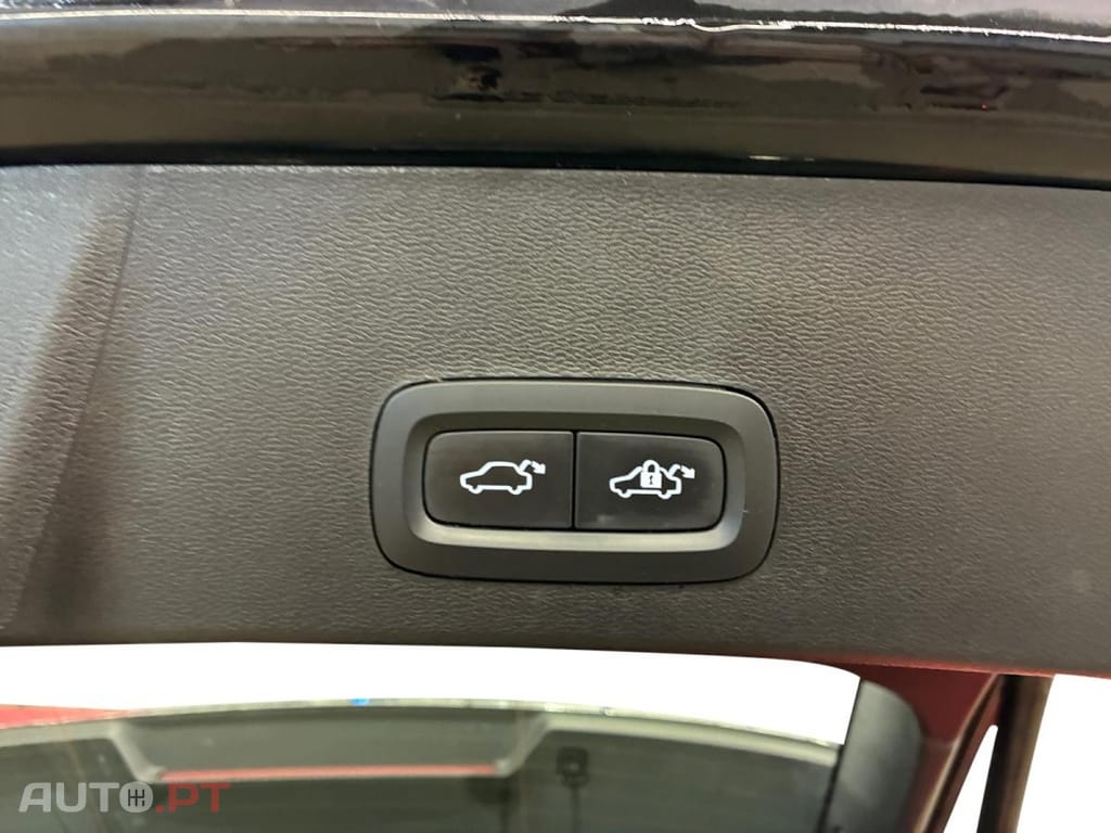 Volvo XC40 1.5 T4 PHEV Inscription