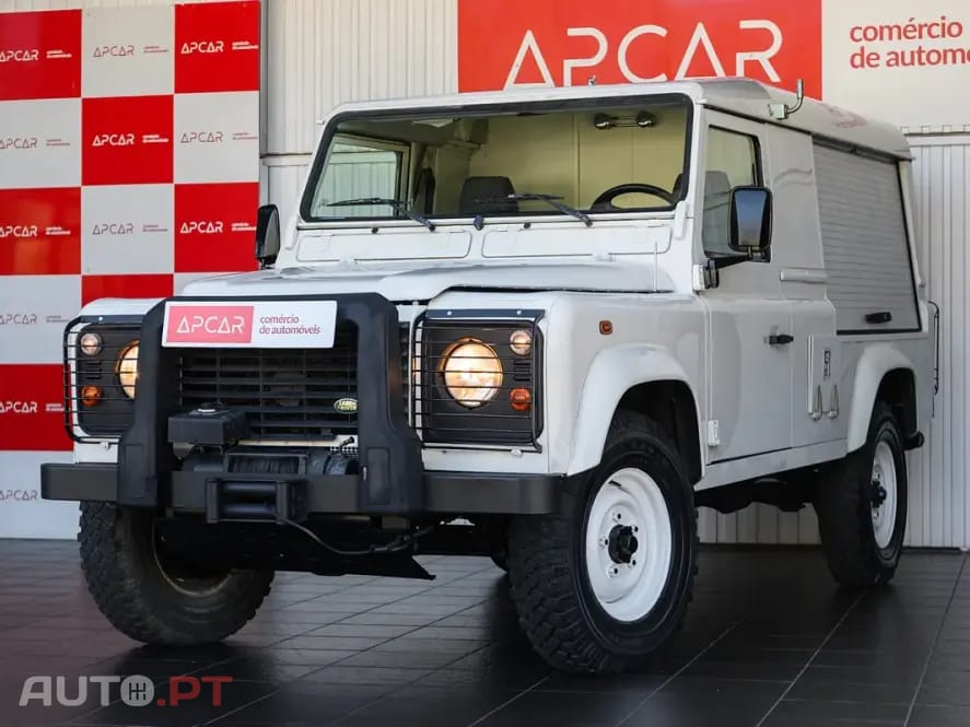 Land Rover Defender 90 2.5 Td5 E