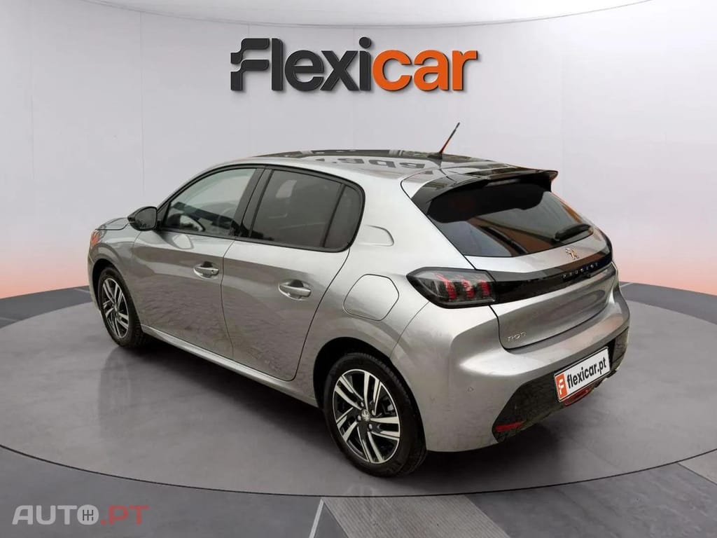 Peugeot 208 1.2 Puretech Allure Pack EAT8