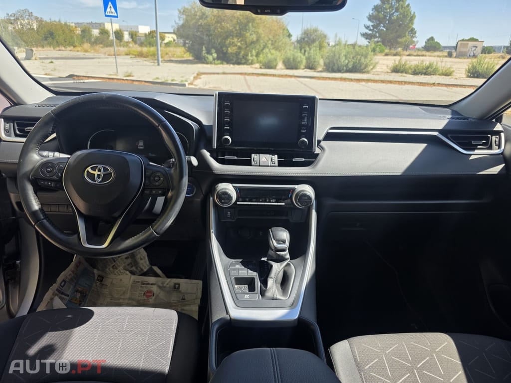 Toyota RAV4 2.5 HDF Comfort