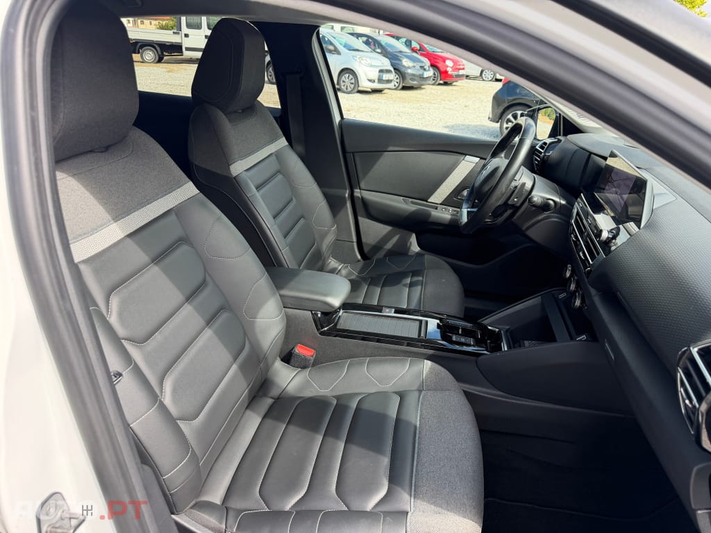 Citroen C4 1.2 PureTech Feel Pack EAT8