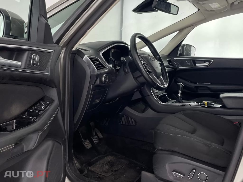 Ford S-Max 2.0 TDCi Titanium