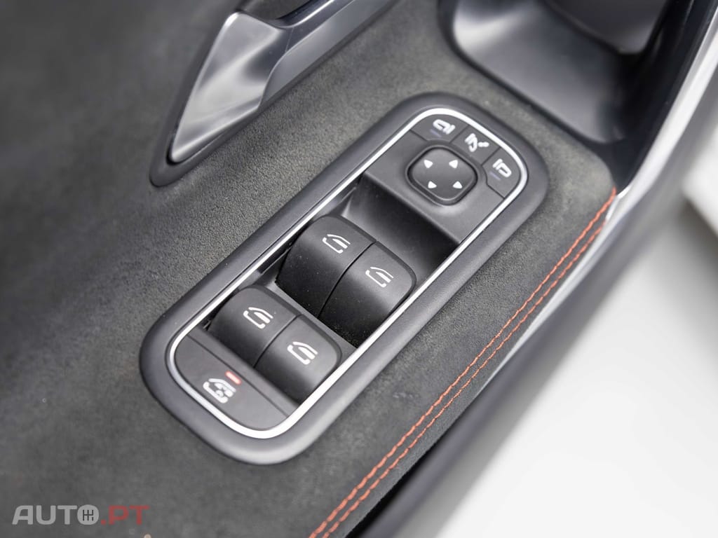 Mercedes-Benz CLA 180 d Shooting Brake AMG Line Aut.