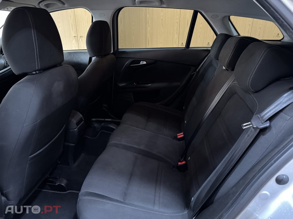 Fiat Tipo 1.3 M-Jet Lounge