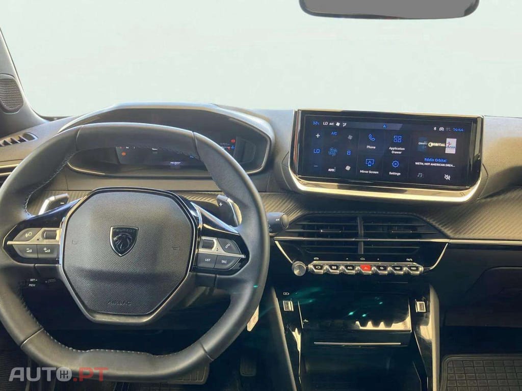 Peugeot 2008 1.2 PureTech Allure EAT8