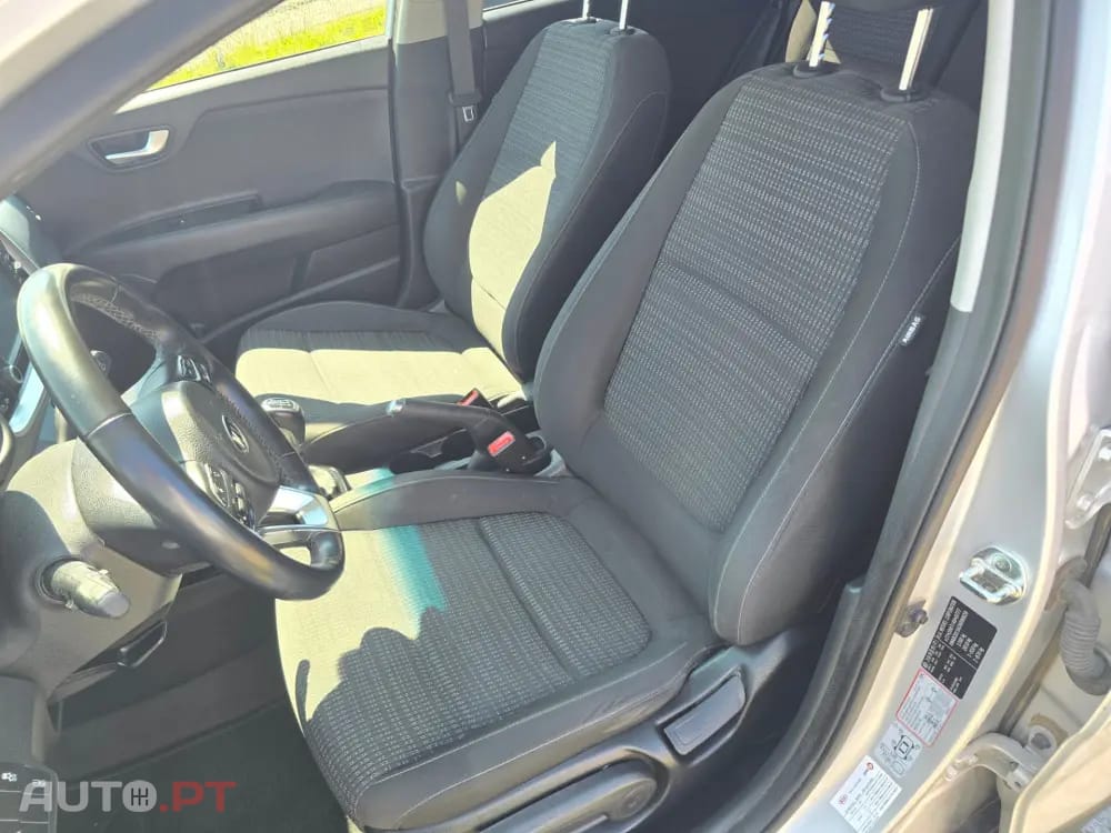 Kia Stonic 1.6 CRDi LX