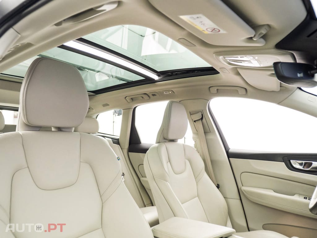 Volvo XC60 2.0 T6 PHEV Inscription AWD