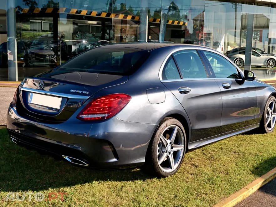 Mercedes-Benz C 300 BlueTEC Hybrid AMG Line