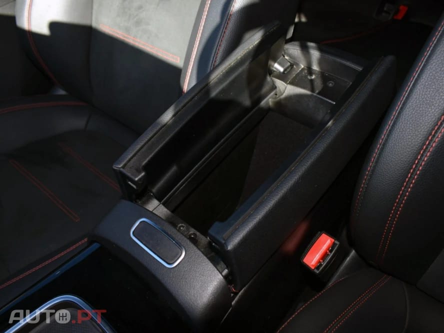 Mercedes-Benz CLA 180 d Shooting Brake AMG Line Aut. 2.0