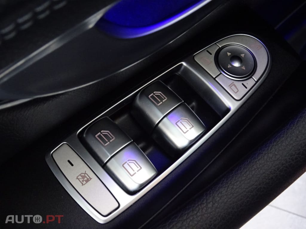 Mercedes-Benz E 220 D AMG Line 7L