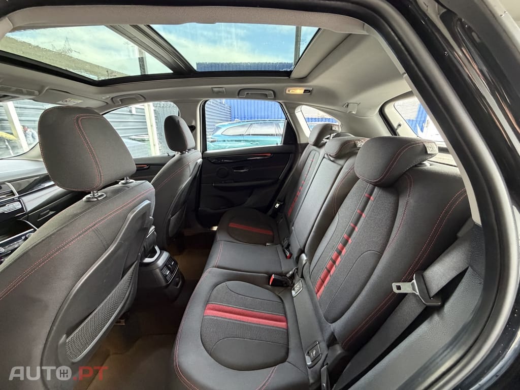 BMW 216 d Line Sport