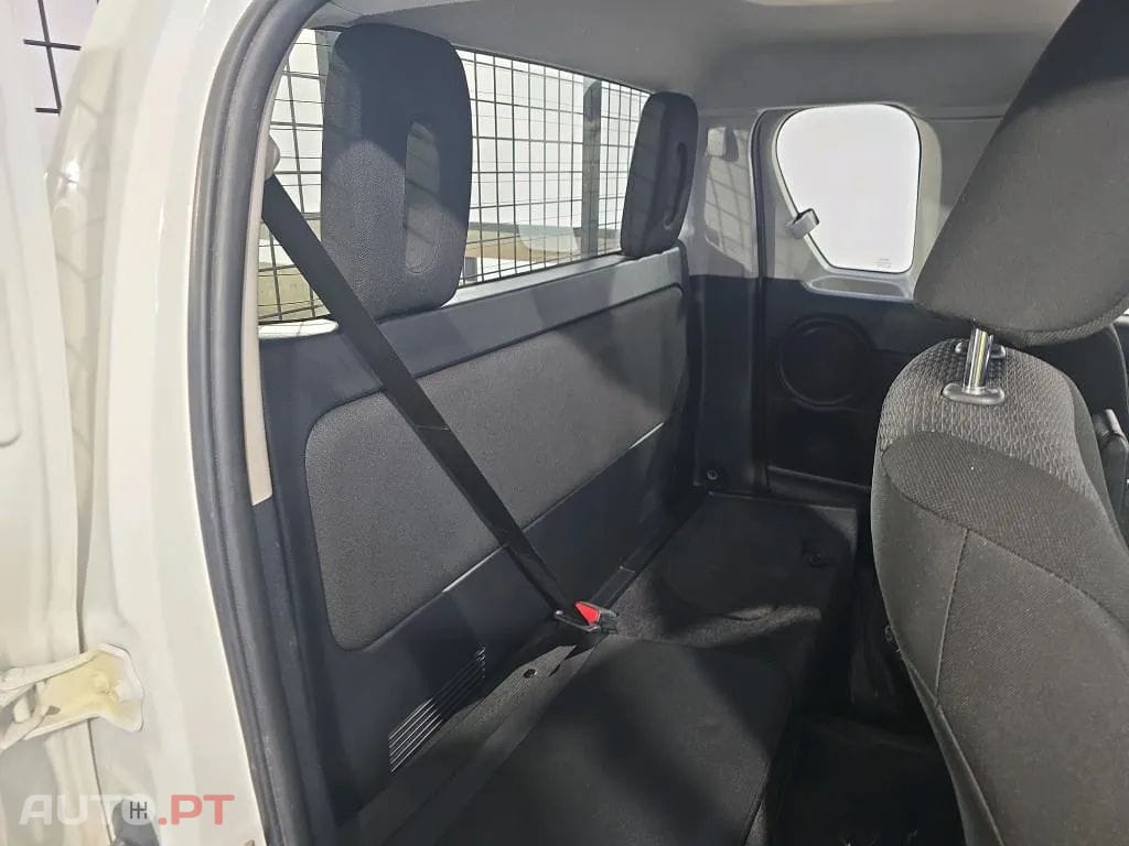 Toyota Hilux 2.4 D-4D 4WD CE CH
