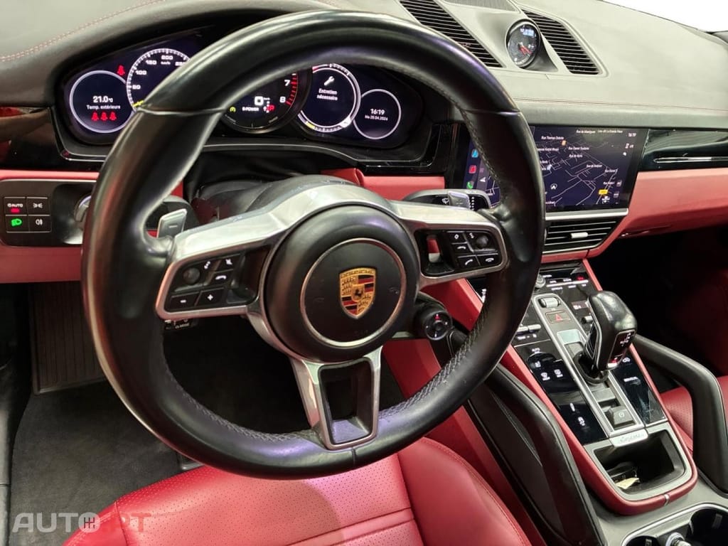 Porsche Cayenne E-Hybrid Platinum Edition
