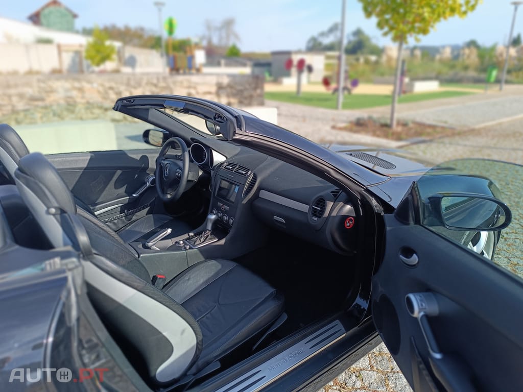 Mercedes-Benz SLK 200 Kompressor Auto - Nacional
