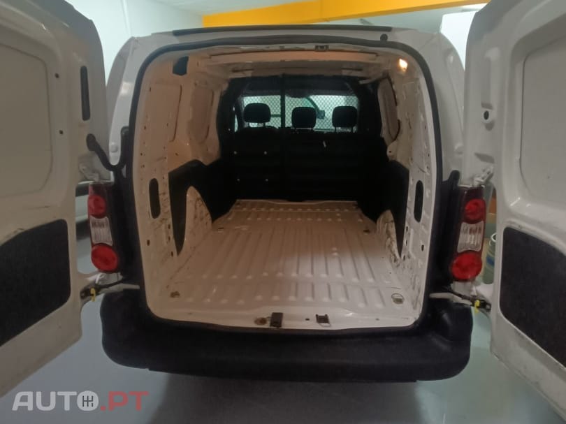 Citroen Berlingo 1.6 BlueHDi L2 Club 3L