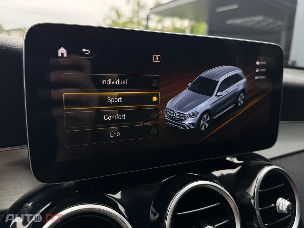 Mercedes-Benz GLC 220 d 4Matic