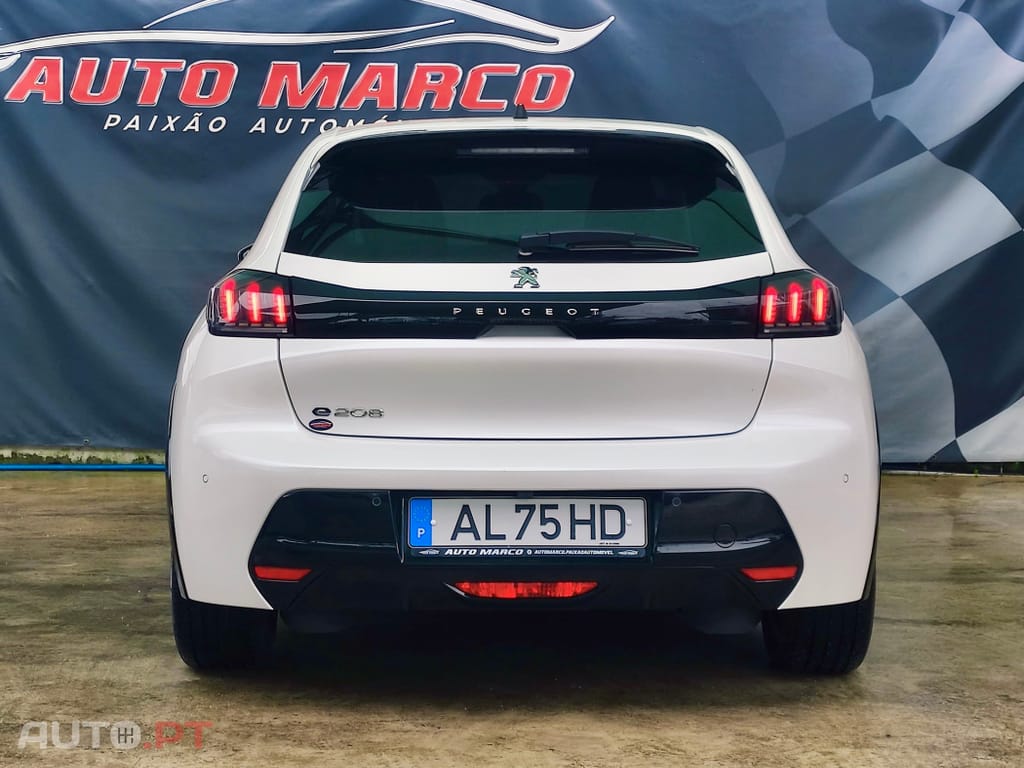 Peugeot E-208 50 kWh Allure