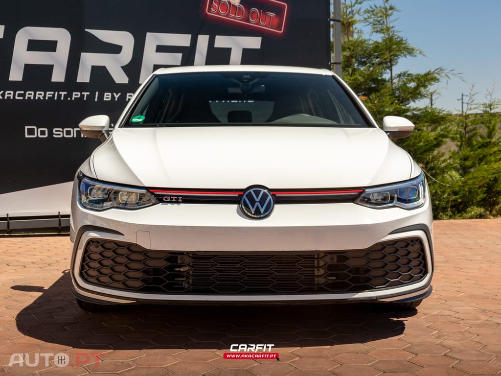 Volkswagen Golf GTI