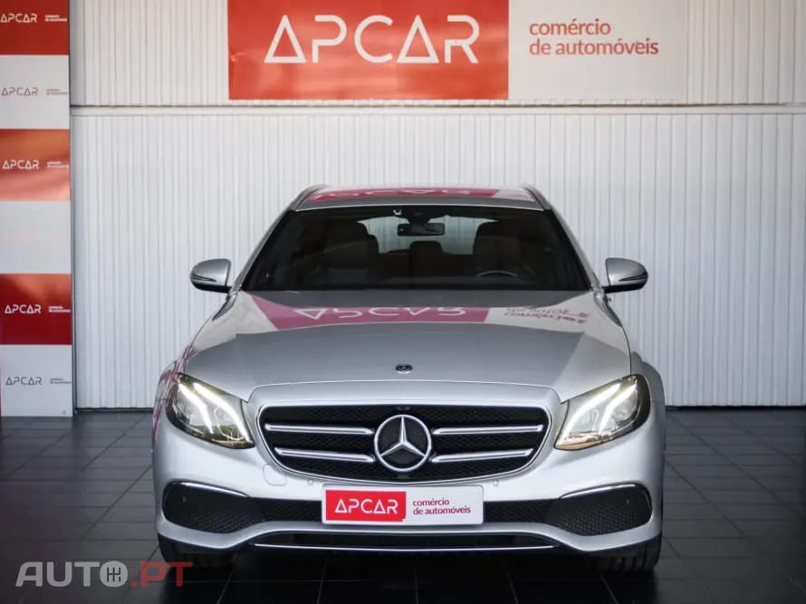 Mercedes-Benz E 300 de Avantgarde