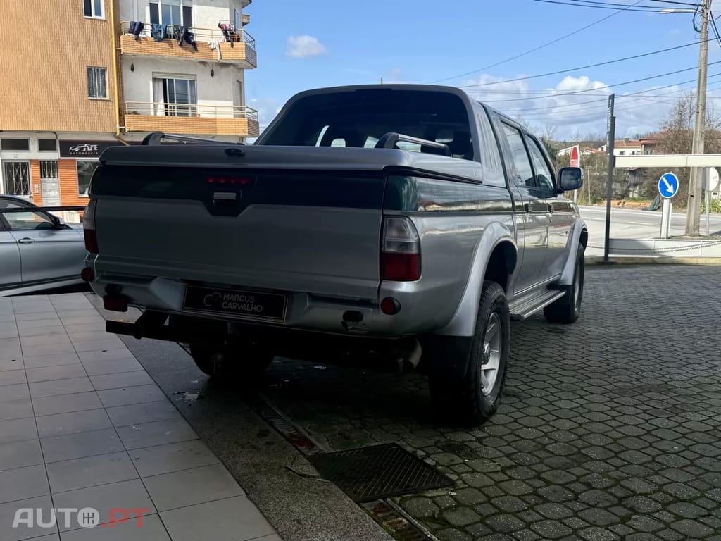 Mitsubishi L200 2.5 TD CD Strakar AC+ABS