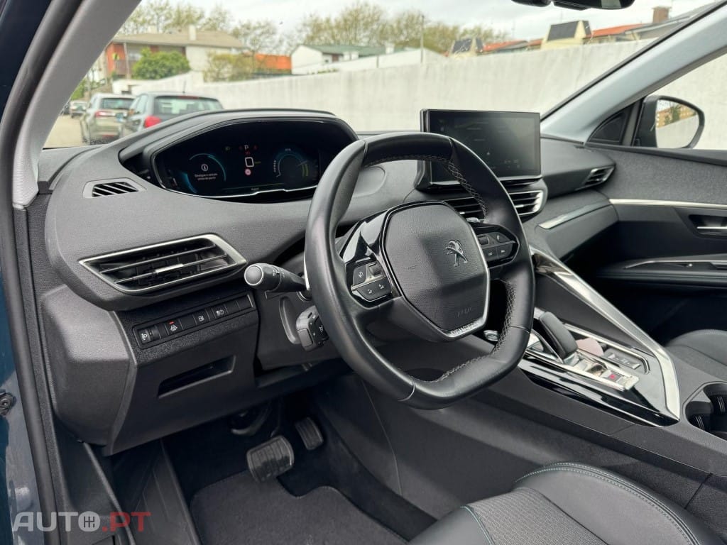 Peugeot 3008 1.6 Hybrid Allure Pack e-EAT8