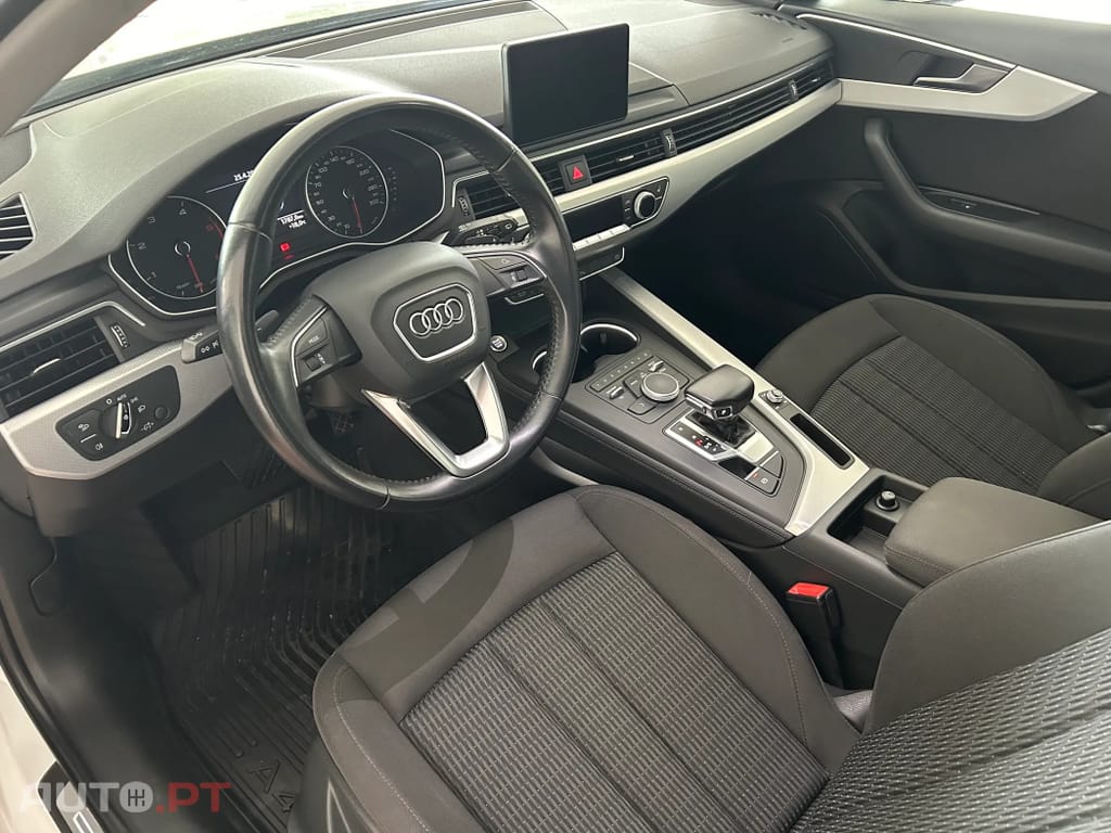 Audi A4 Avant 2.0 TDI S-line S tronic