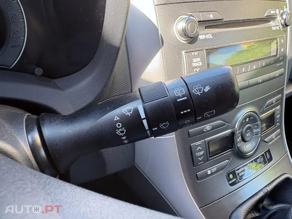 Toyota Auris 1.4 D-4D Sol