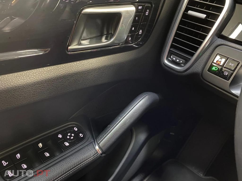 Porsche Cayenne 3.6 V6 Platinum Edition