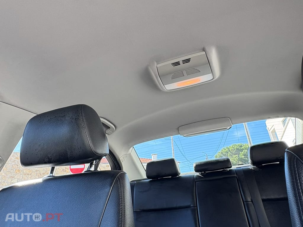 BMW 320 E90 LCI