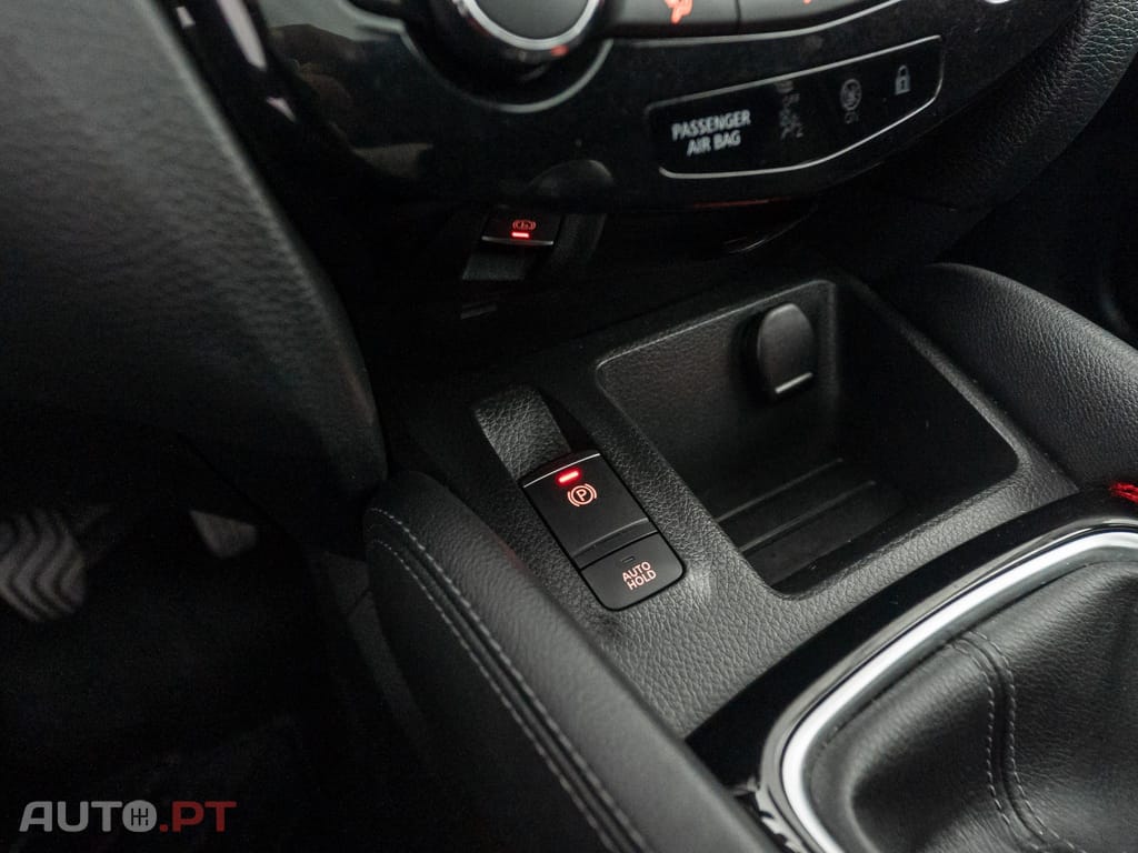 Nissan Qashqai 1.3 DIG-T N-Connecta