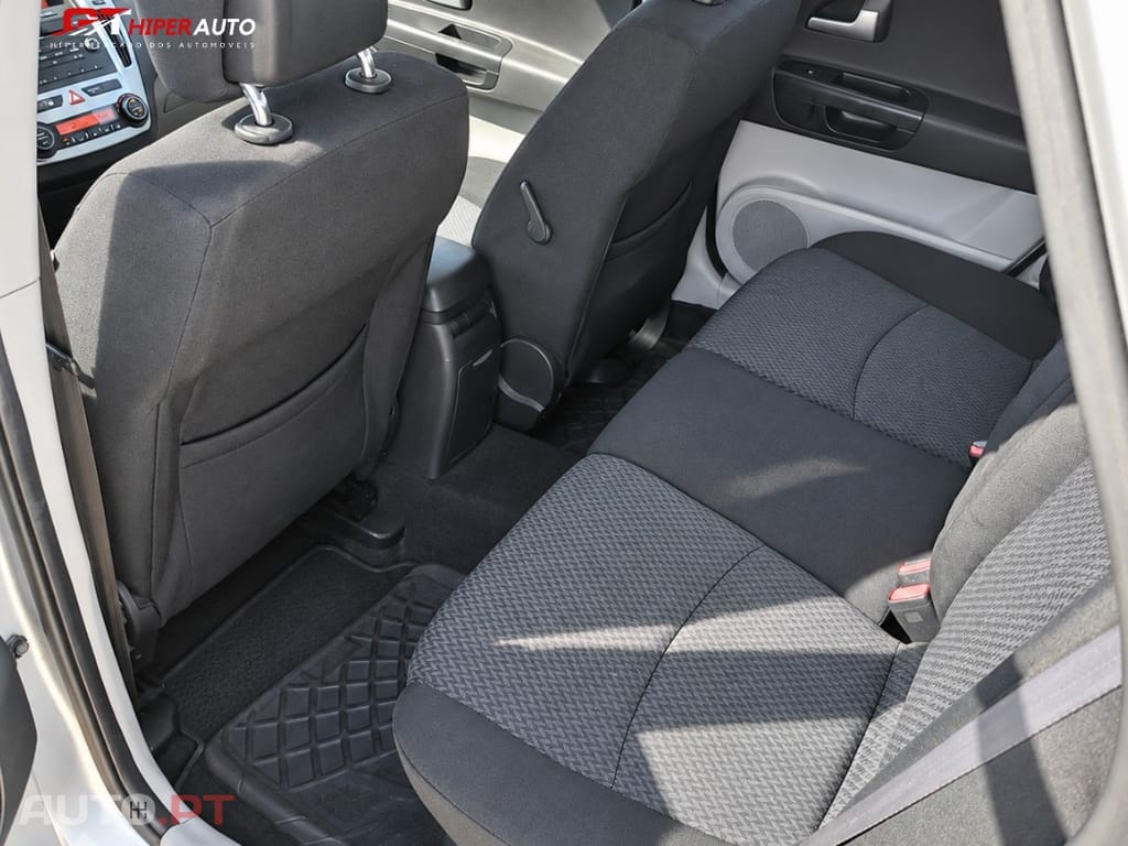 Kia Ceed 1.4 CVVT EX