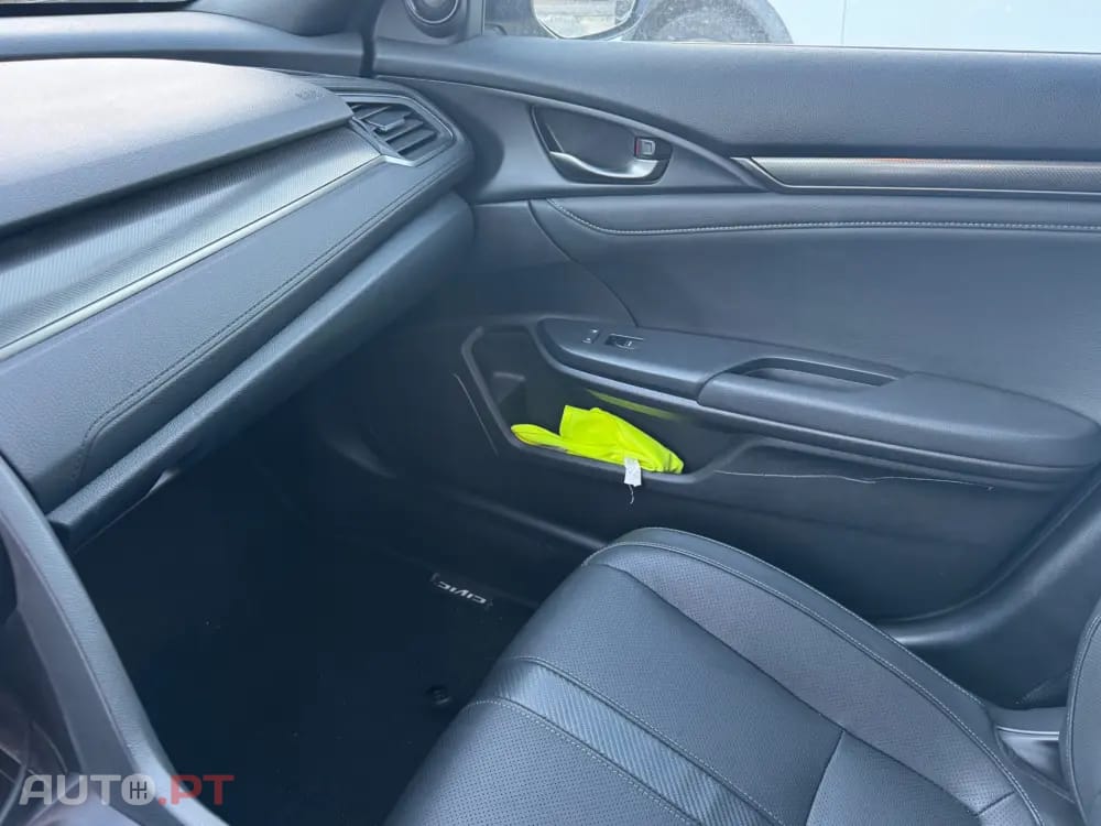 Honda Civic 1.0 i-VTEC Executive Premium
